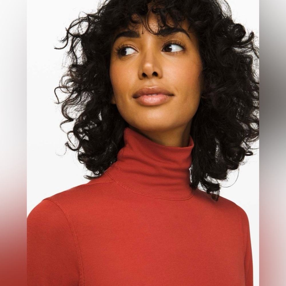 Lululemon Full Day Ahead Turtleneck in Magma - Picture 4 of 7
